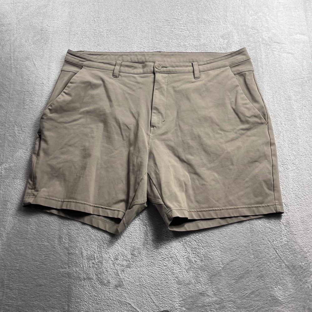 BYLT Premium Basics Everyday Shorts Mens 40 Khaki Tan Stretch Performance Casual